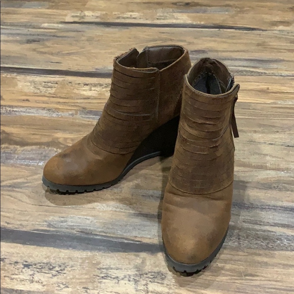 Faux leather brown heeled booties!